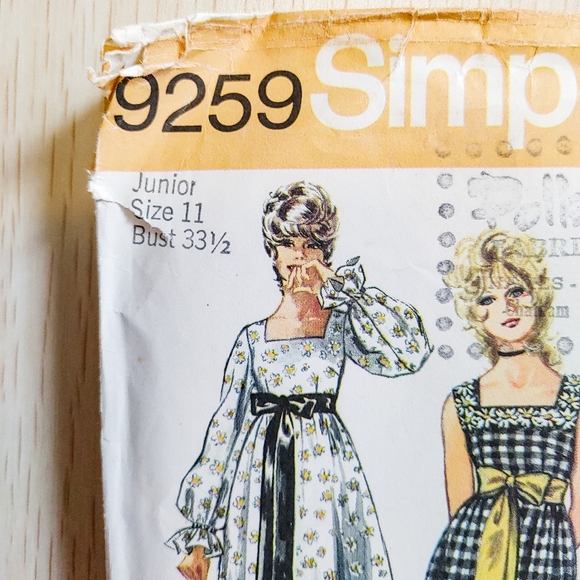 Vintage 1971 Simplicity 9259 Pattern Dress Bolero - Picture 3 of 8